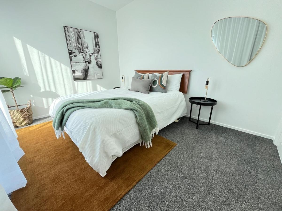 Jandals & Joy Lakefront Retreat 罗托鲁阿 外观 照片