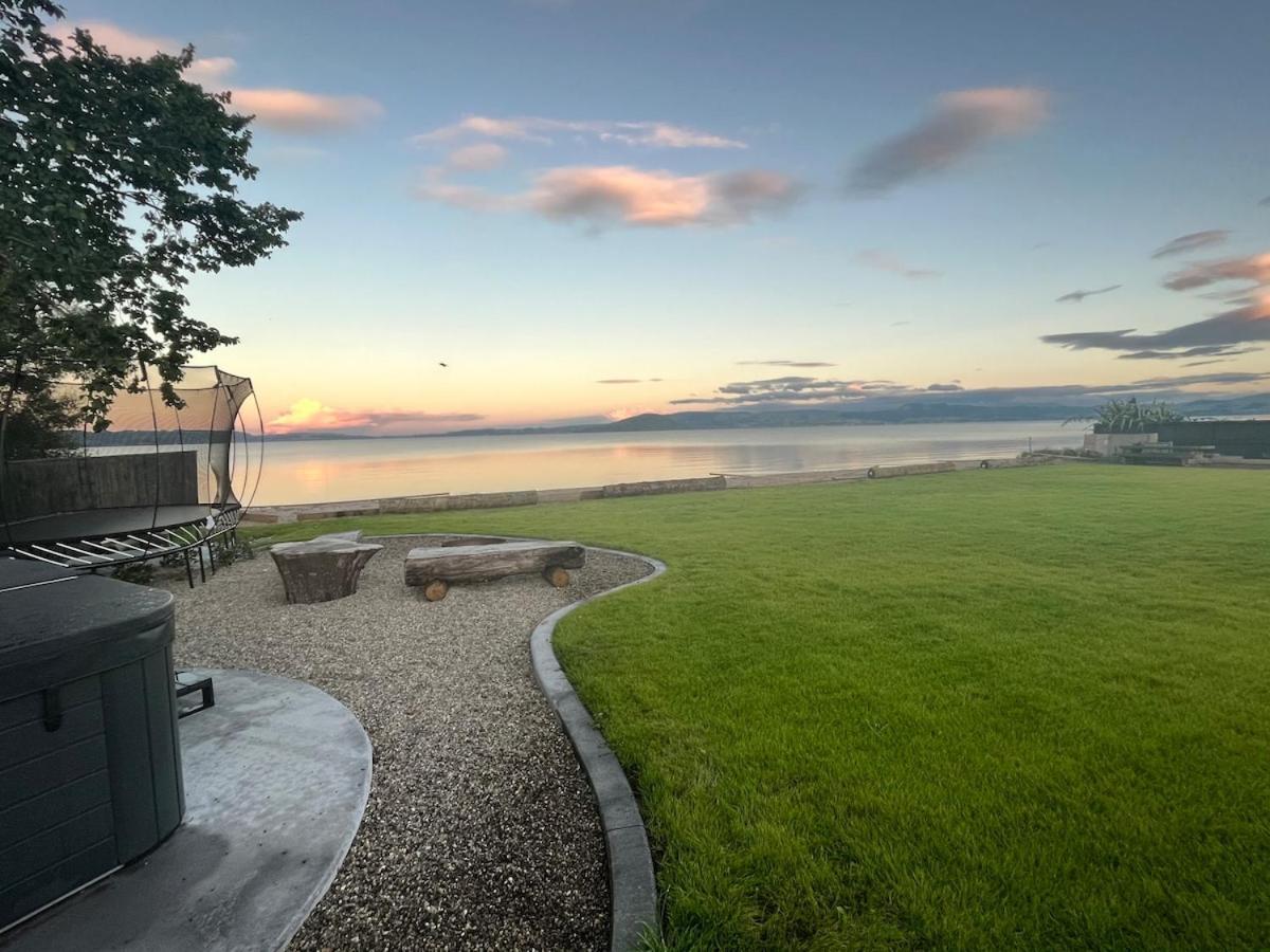 Jandals & Joy Lakefront Retreat 罗托鲁阿 外观 照片