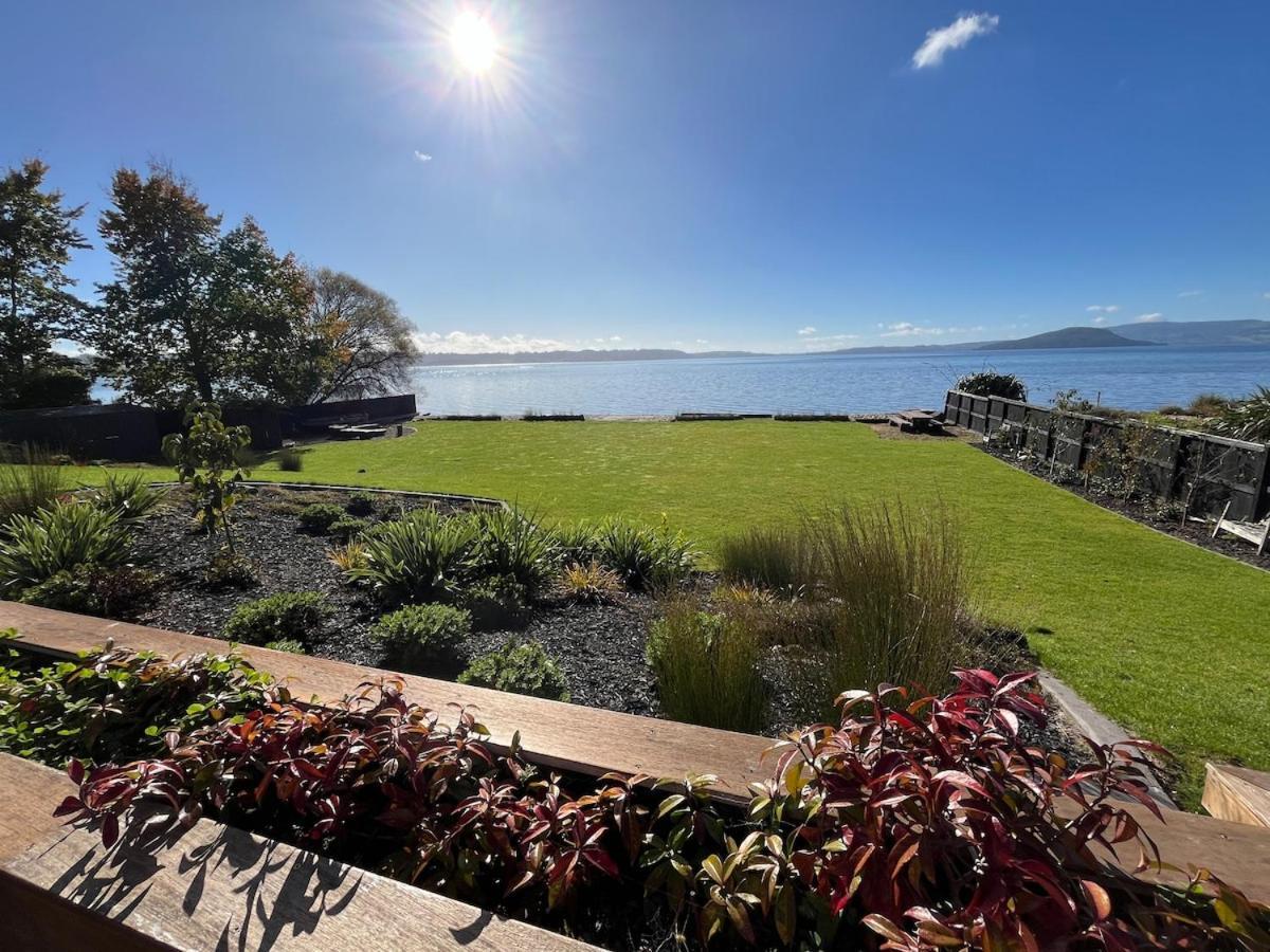 Jandals & Joy Lakefront Retreat 罗托鲁阿 外观 照片