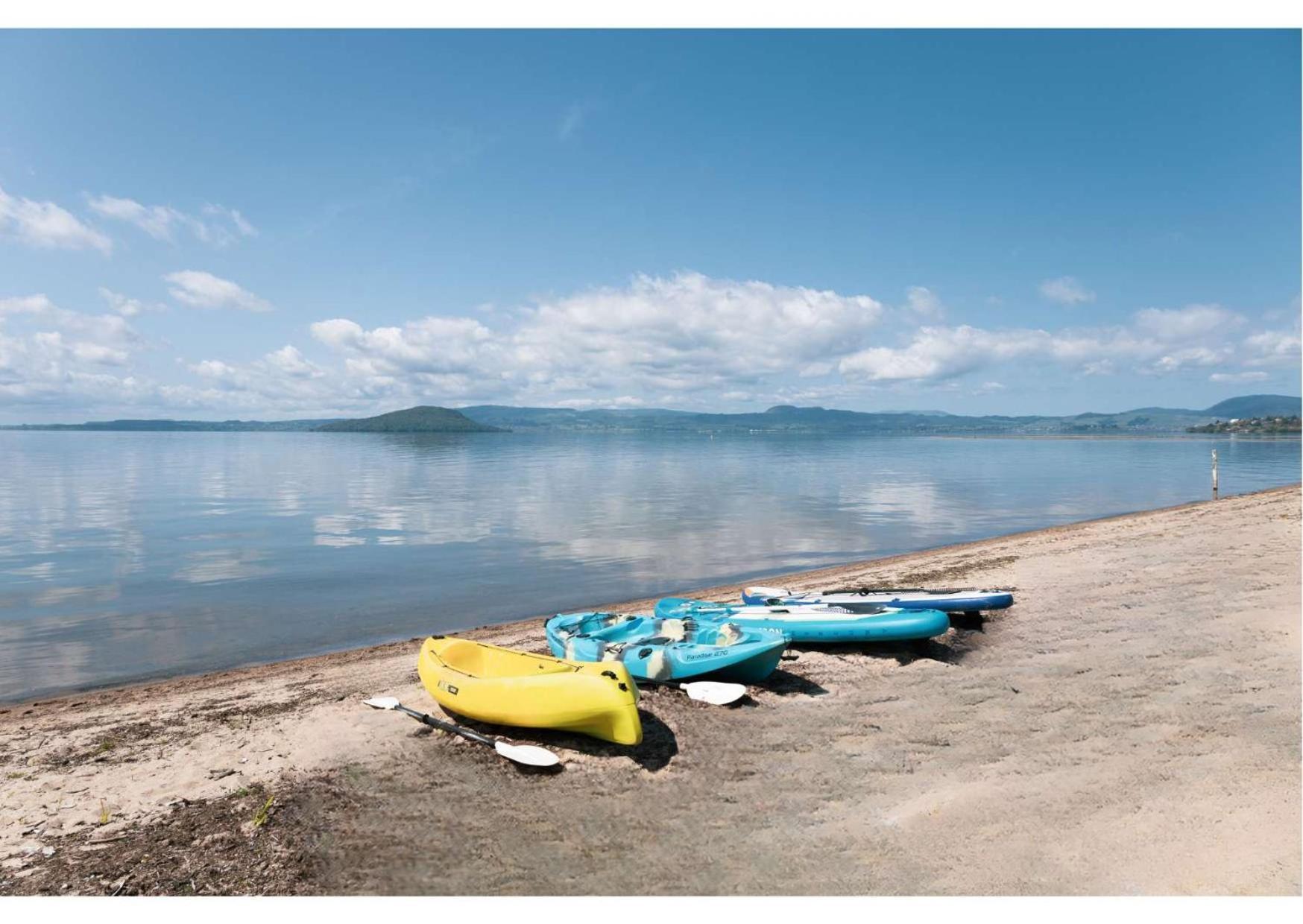Jandals & Joy Lakefront Retreat 罗托鲁阿 外观 照片